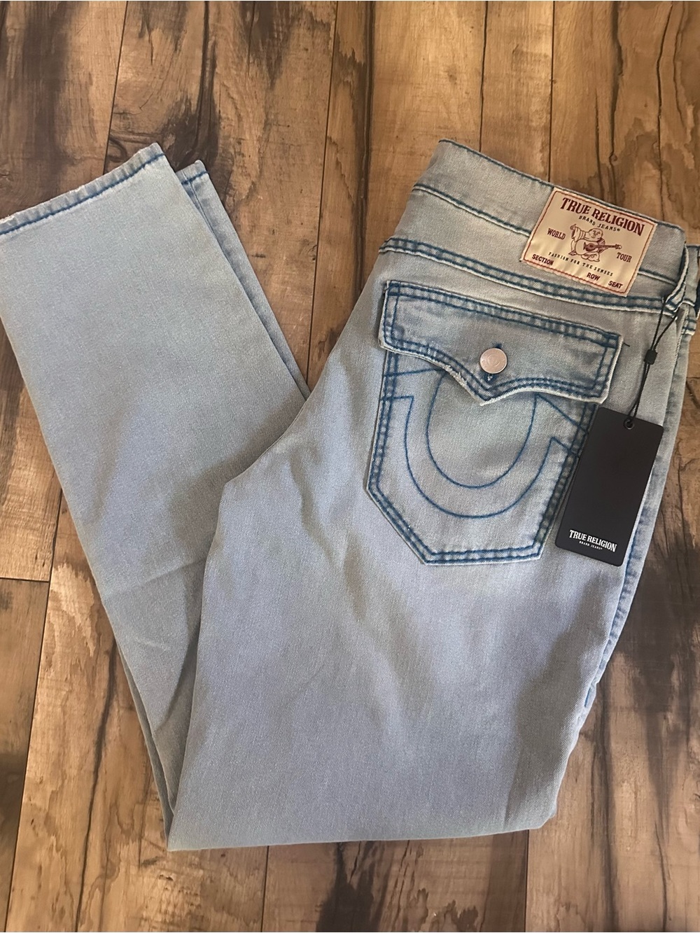 True Religion Geno Big T Flap Jeans Men's 34 Relaxed Slim Medium Wash NWT 701454